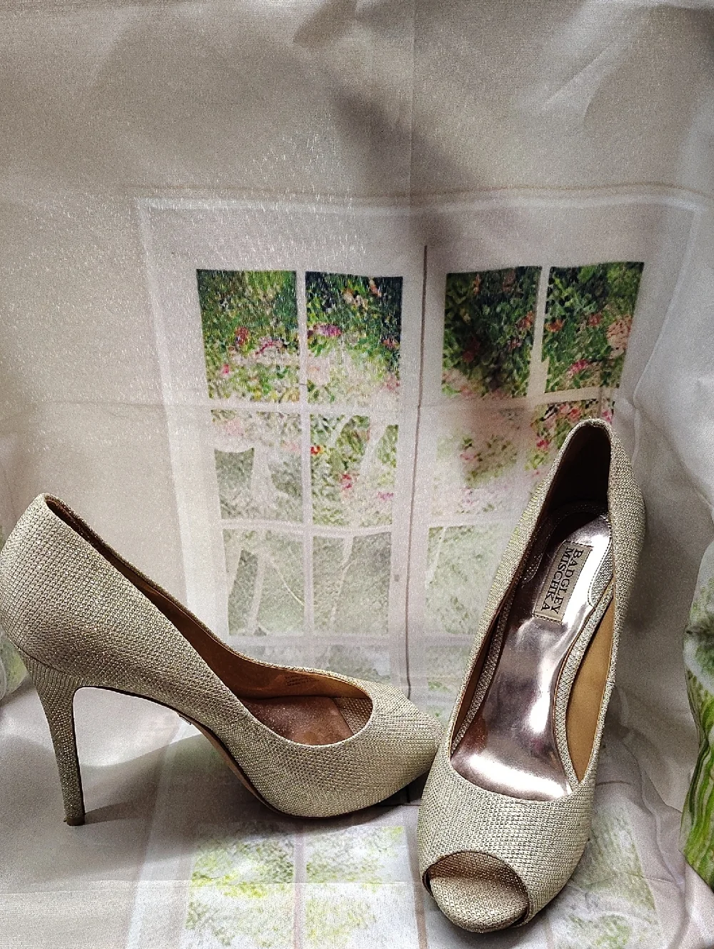 Badgley Mischka Gold Peep-Toe High Heel Pumps Sz. 10